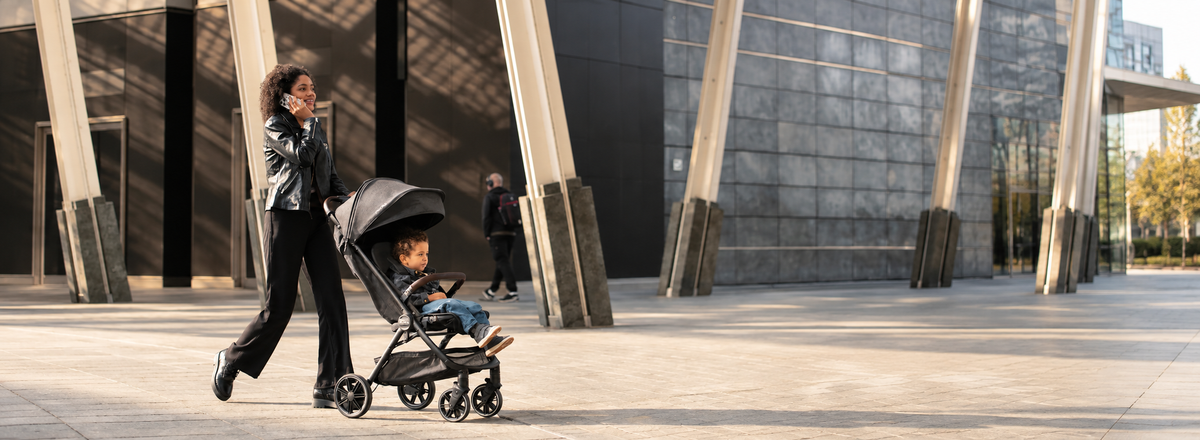 Best Travel Strollers for Canadian Families: What to Look For