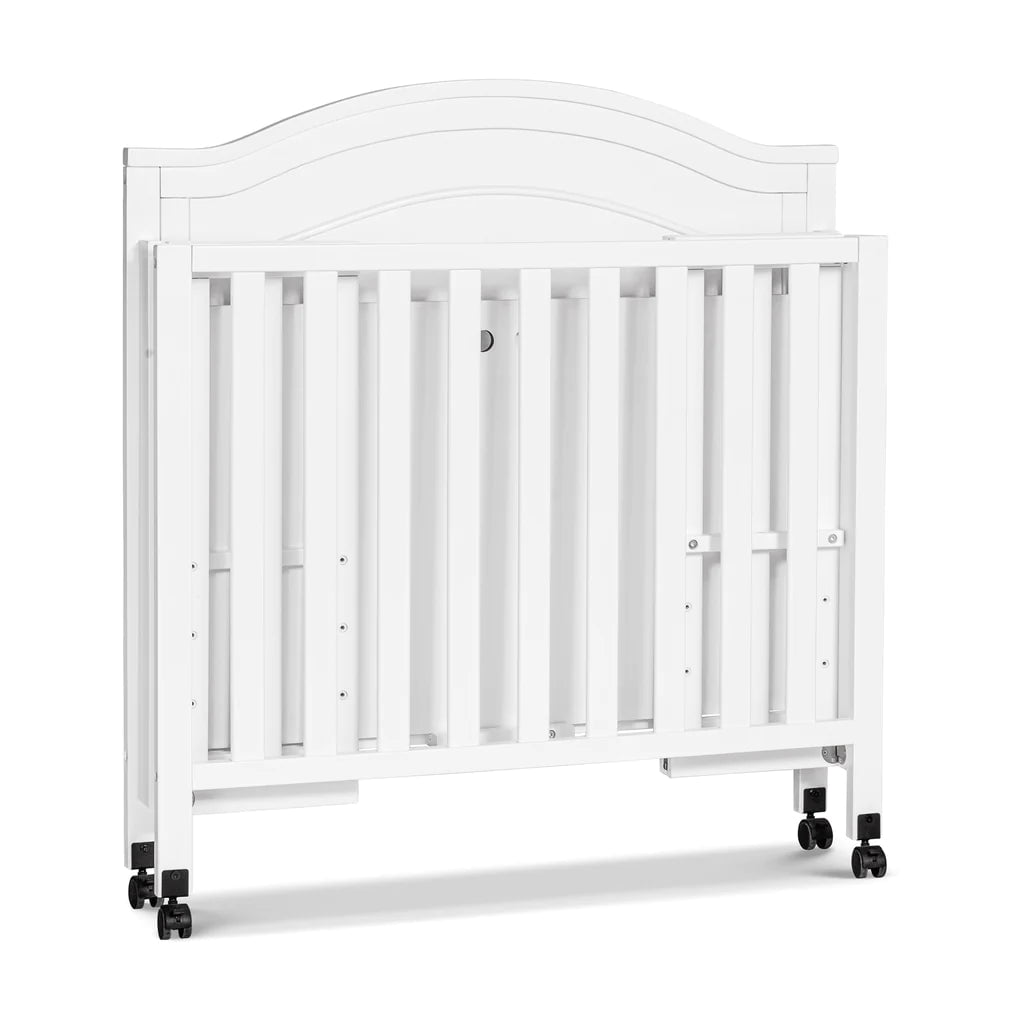 DAVINCI Charlie Folding Portable 3 in 1 Mini Crib White