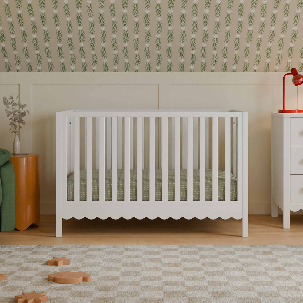 DaVinci - Sammy Scallop 4-in-1 Convertible Crib