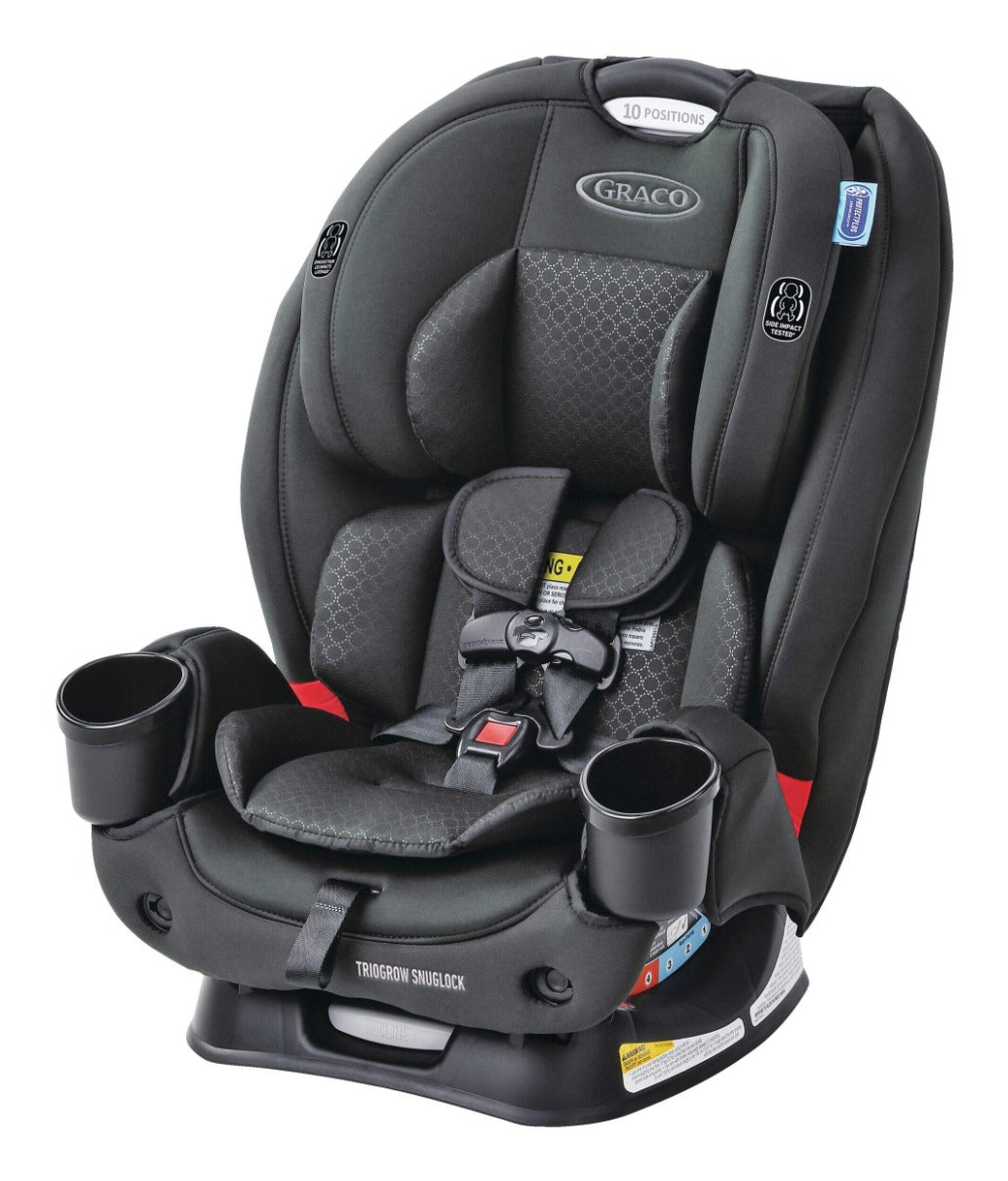 Graco Triogrow SnugLock car seat with 10-position harness and cup holders.