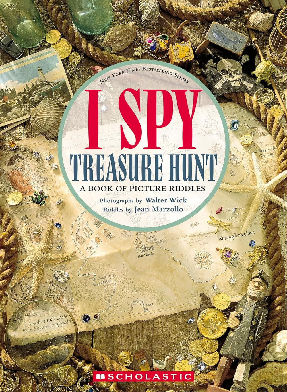 I SPY Treasure Hunt: A Book of Picture Riddles - Hardcover