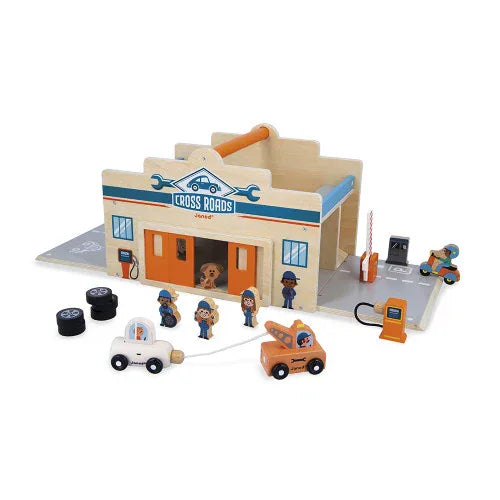 Janod - Cross Roads - Wooden Garage