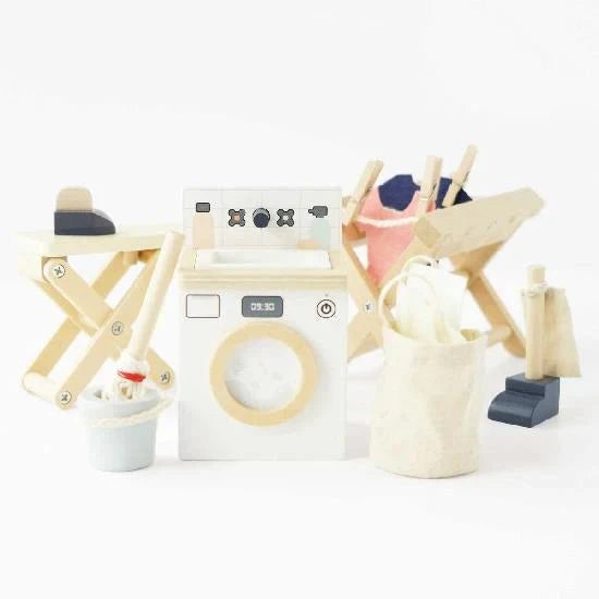 Le Toy Van - Doll House Furniture - Laundry Room