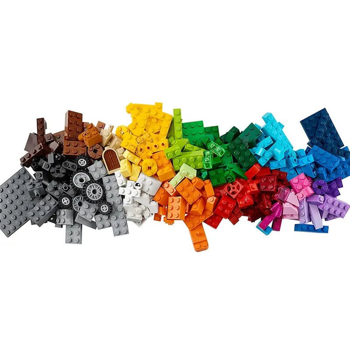 LEGO Classic Medium Creative Brick Box Little Canadian