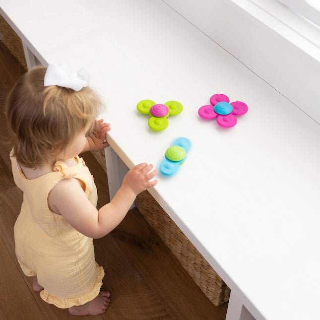 Fat Brain Toys Whirly Squigz Sensory Toy – Little Canadian