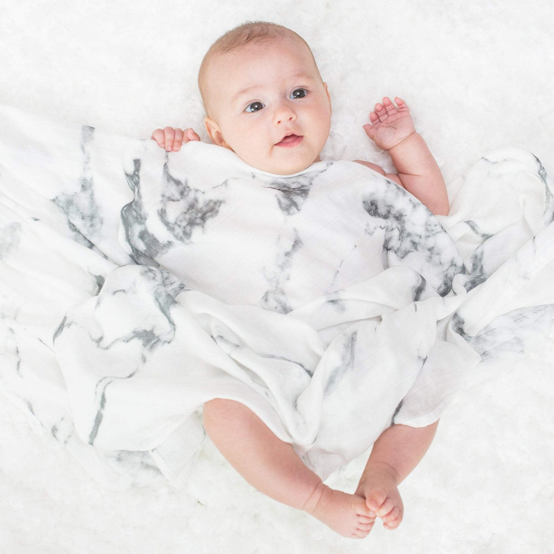 Lulujo Bamboo Swaddle Little Canadian